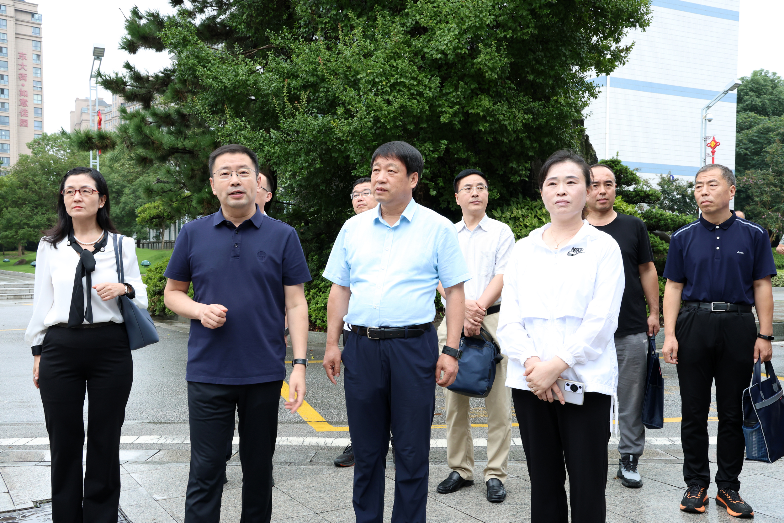 94abc6f7591b48f490ab6836c8485b43.jpg 94abc6f7591b48f490ab6836c8485b43.jpg