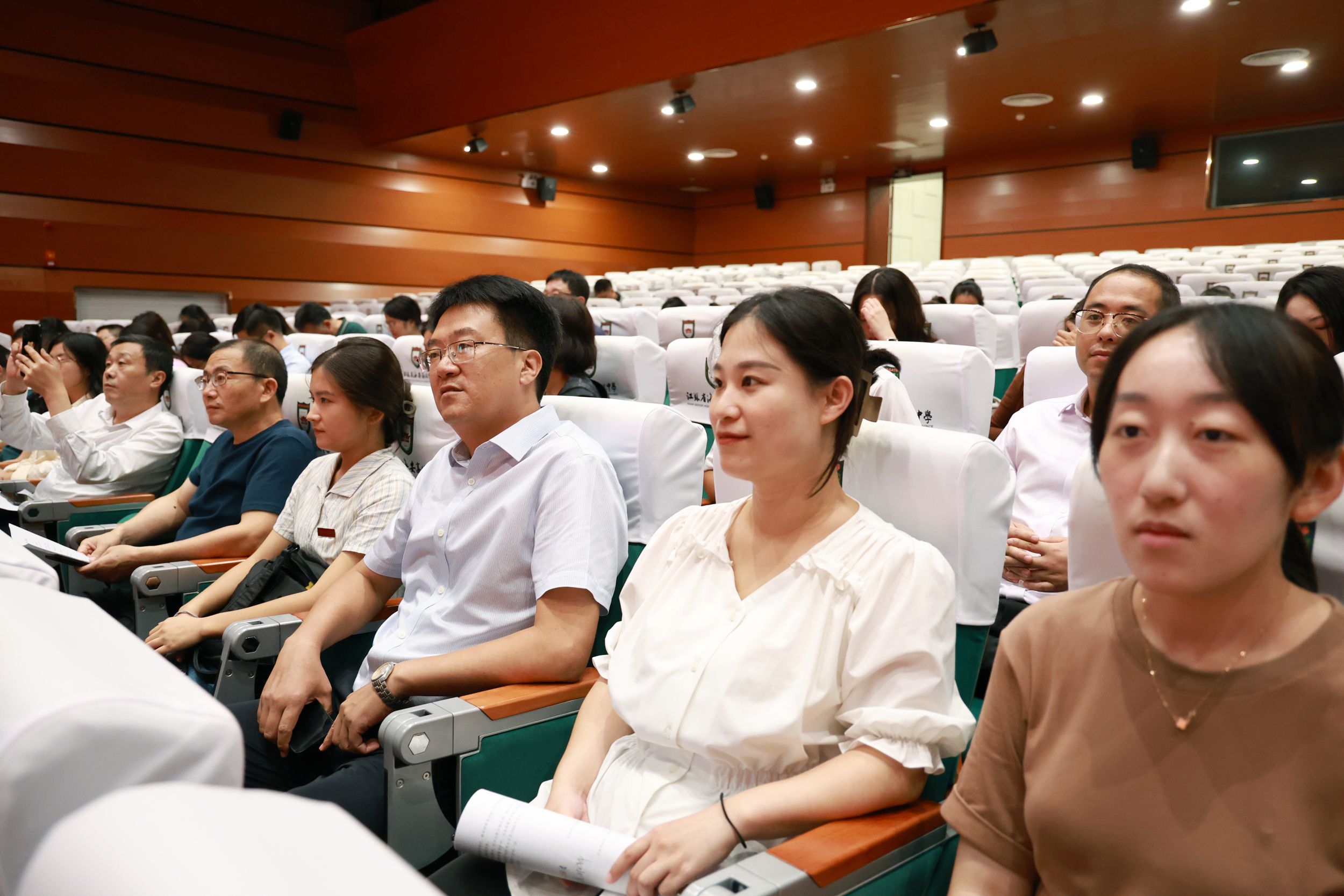 96a9c279cbf2469b884a6abe49687877.jpg 96a9c279cbf2469b884a6abe49687877.jpg