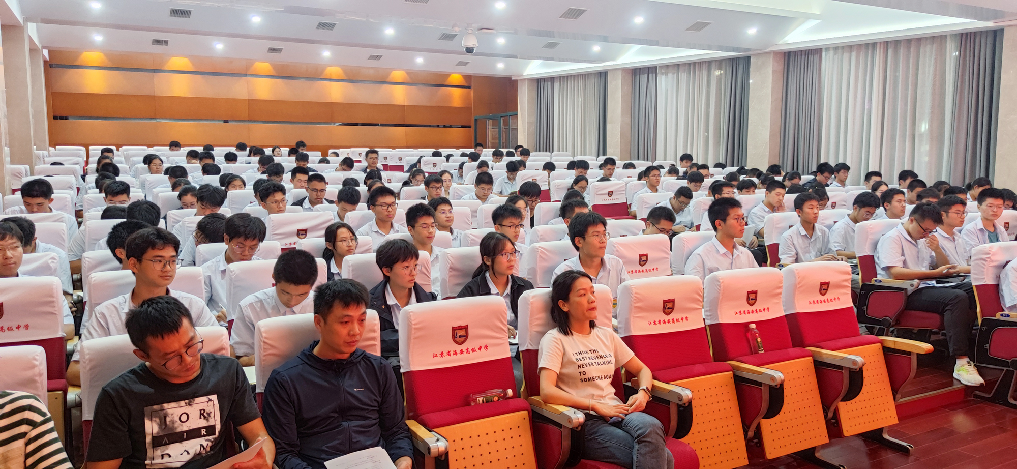 ed696871cf0e4122a8ab36428c73530c.jpg ed696871cf0e4122a8ab36428c73530c.jpg