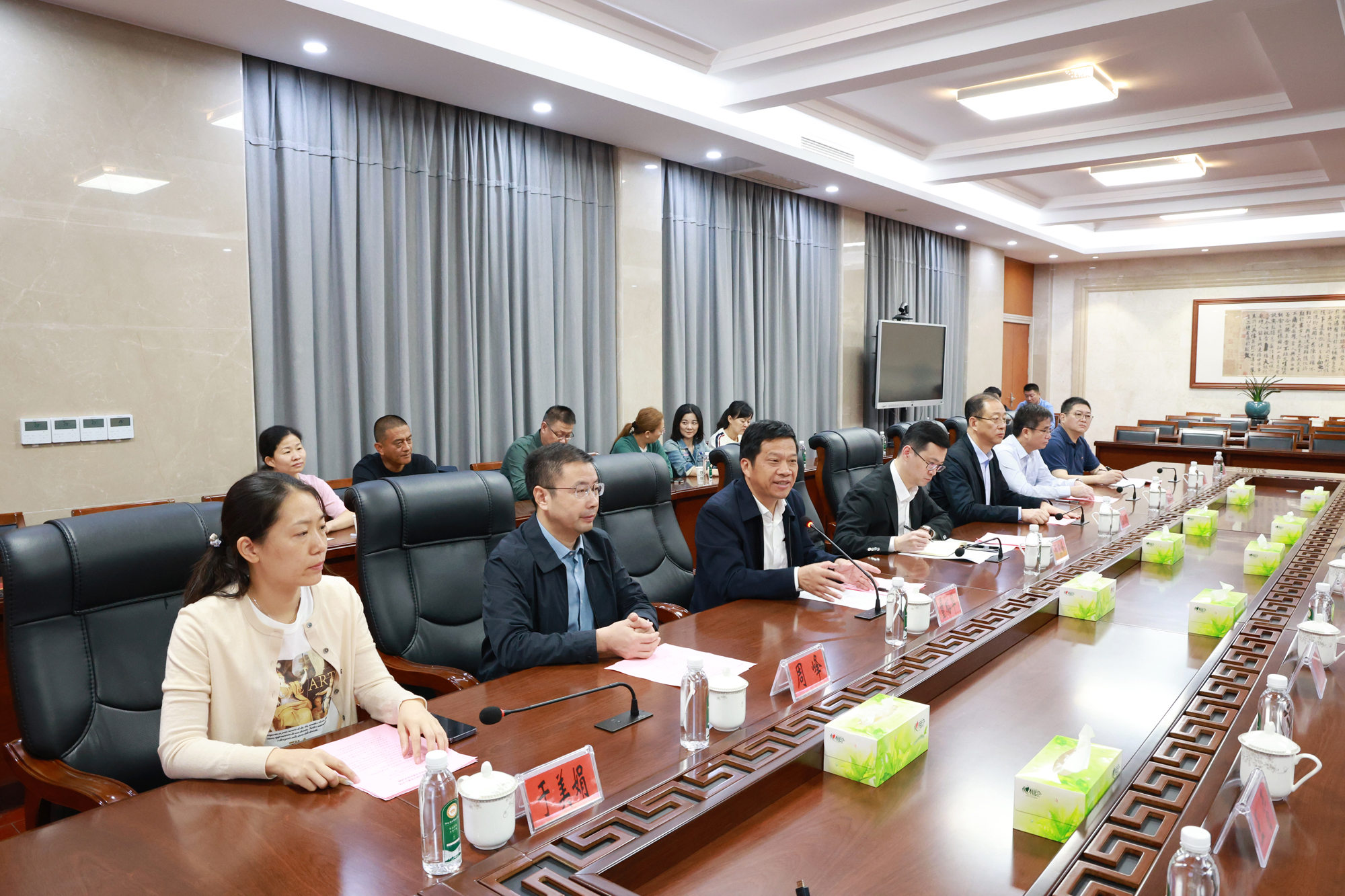 9ae1f600684148ac858ea3c6707cc12e.jpg 9ae1f600684148ac858ea3c6707cc12e.jpg