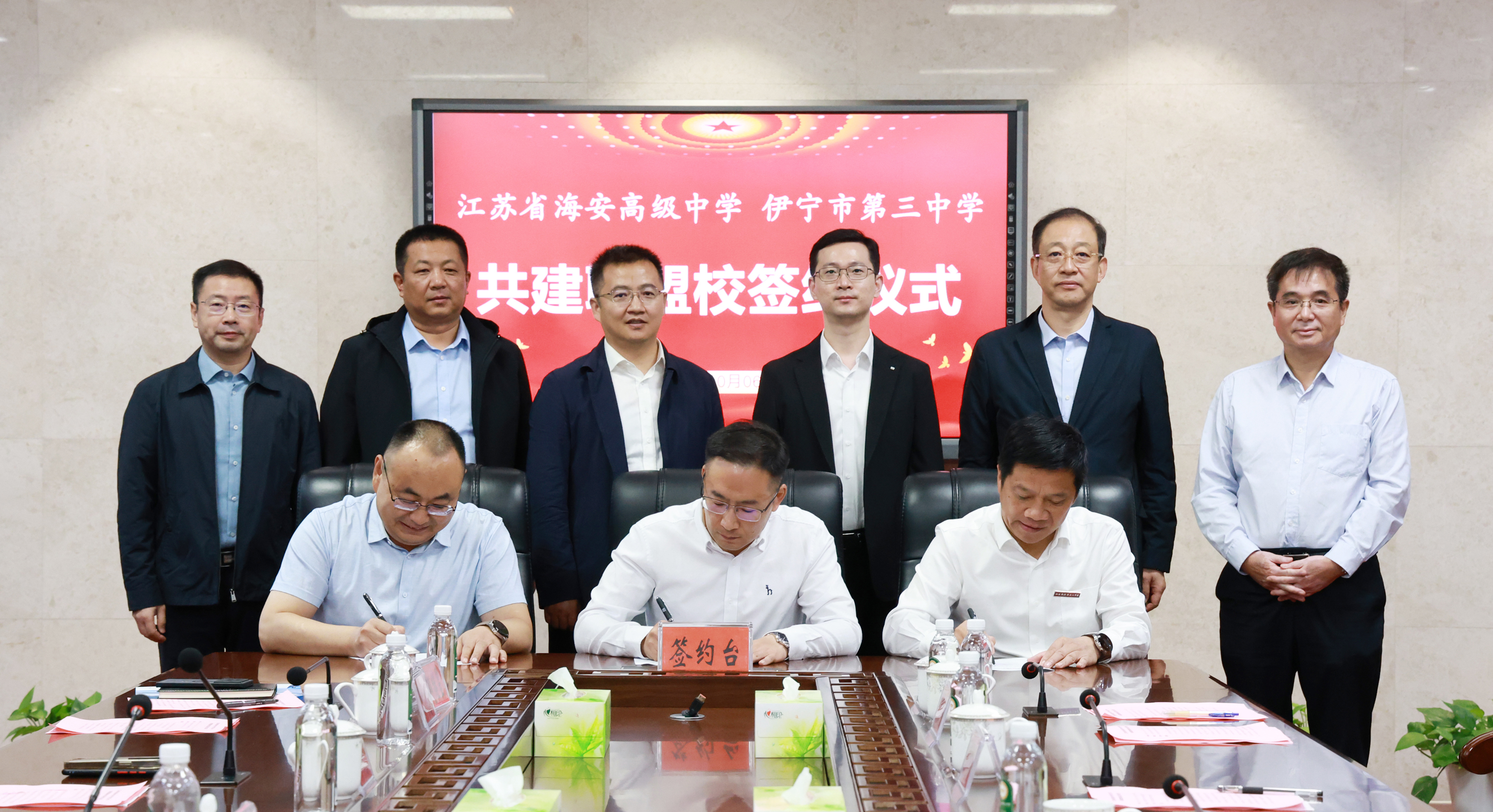 e095700e595e4352857d0108ebab5b59.jpg e095700e595e4352857d0108ebab5b59.jpg