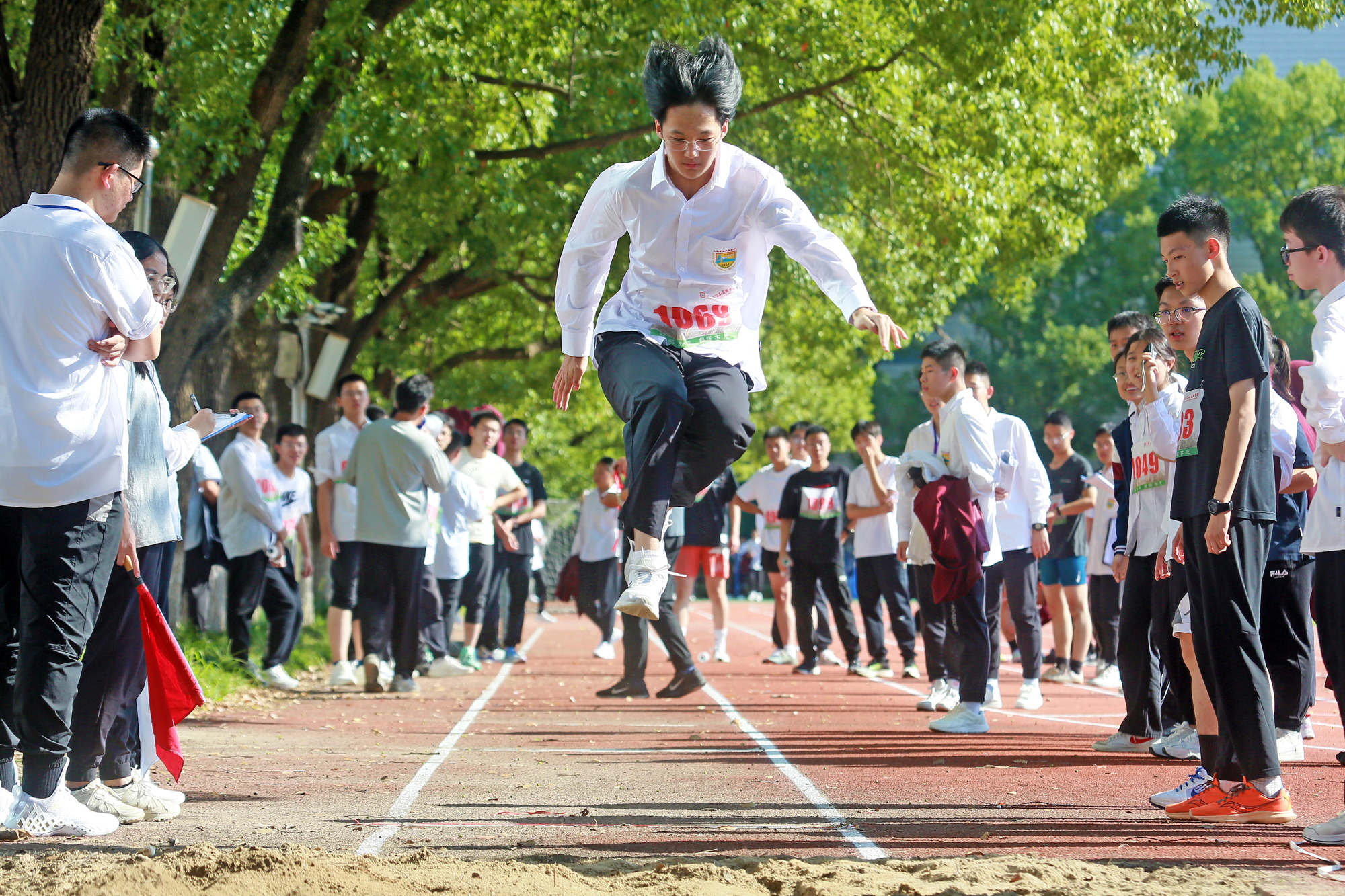 aec0b69771b34b70989cd0fffd6cd53e.jpg aec0b69771b34b70989cd0fffd6cd53e.jpg