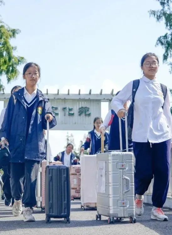 24a40f85c1bb4087b3c6983530f354f9.jpg 24a40f85c1bb4087b3c6983530f354f9.jpg