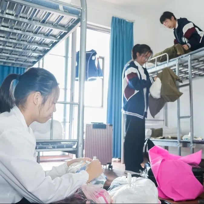 3cb04983f5dc43aeaf94c83a82fd9a80.jpg 3cb04983f5dc43aeaf94c83a82fd9a80.jpg