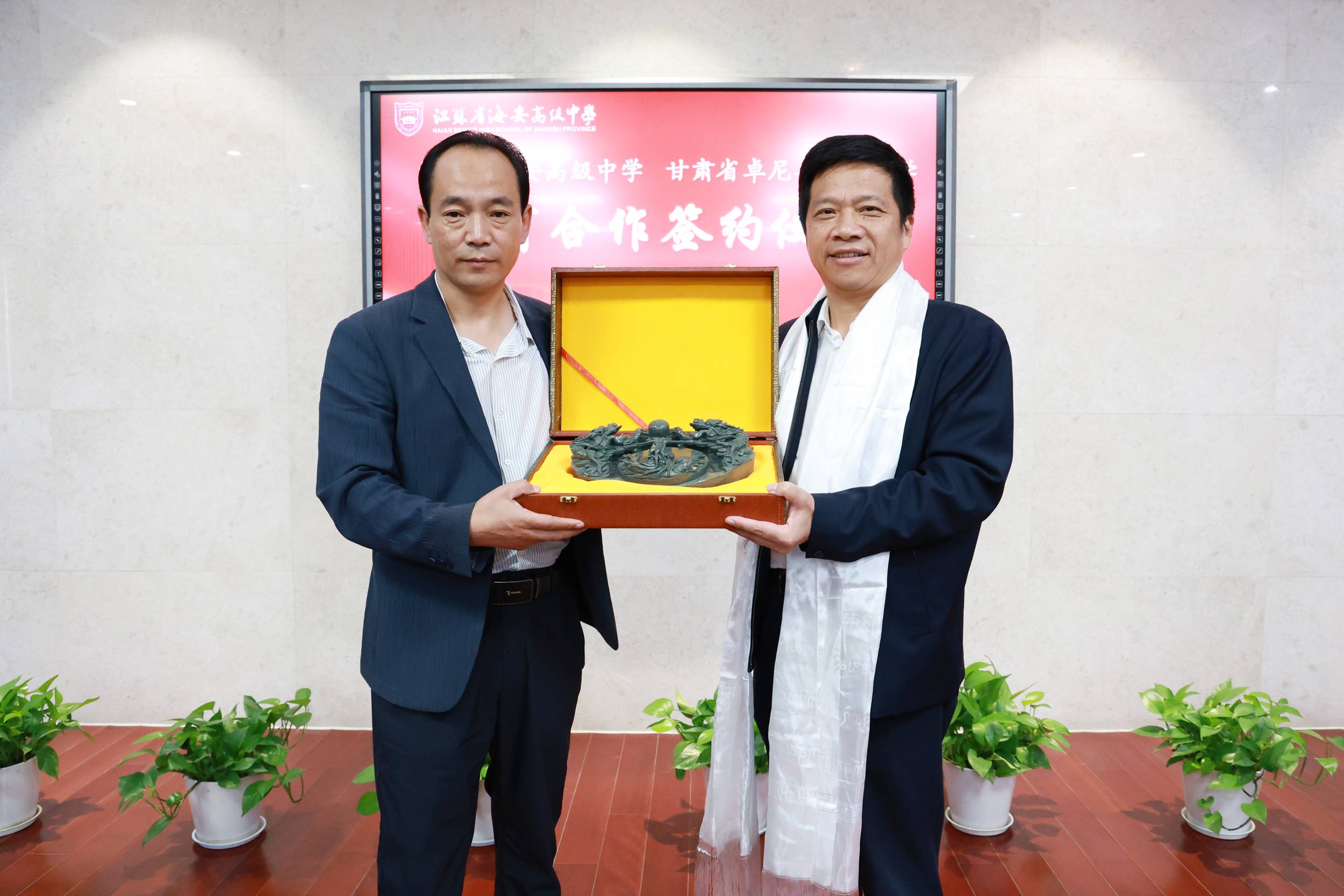 6351f61e91db45739b9e643442a3e31e.jpg 6351f61e91db45739b9e643442a3e31e.jpg