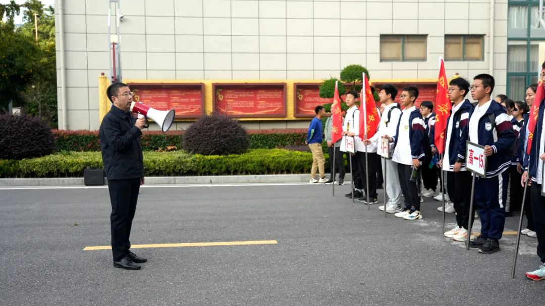 9346db39134f4786a9cc3e6d48b67757.jpg 9346db39134f4786a9cc3e6d48b67757.jpg