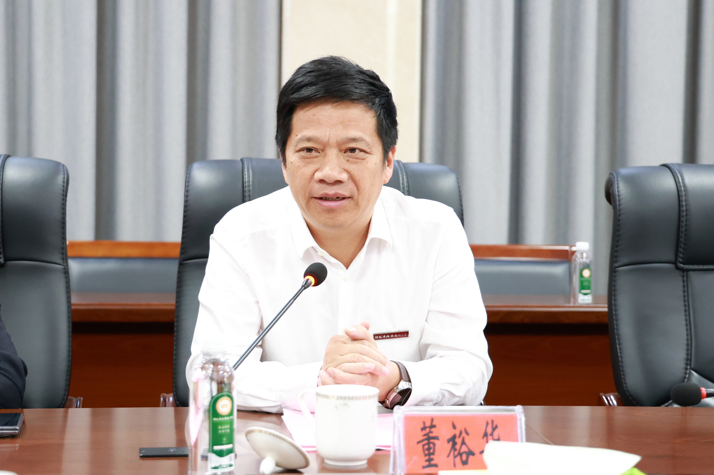 a6e3d3a624a74d67bf96308faeec8e64.jpg a6e3d3a624a74d67bf96308faeec8e64.jpg