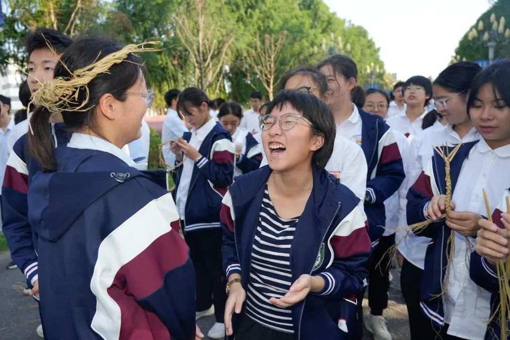 b27f24303b5542cb8197c2c227e67f5e.jpg b27f24303b5542cb8197c2c227e67f5e.jpg