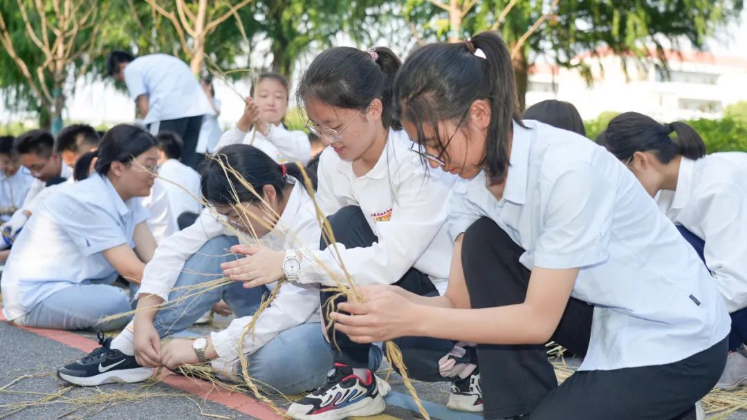 b73783e69dfa4ef0a86acf0862f5b5d8.jpg b73783e69dfa4ef0a86acf0862f5b5d8.jpg