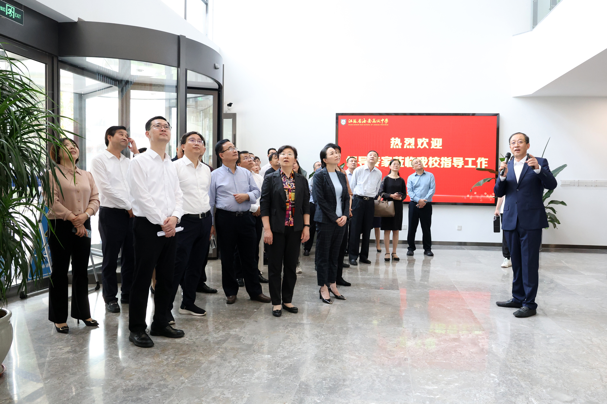 b95fb10188e247eebf3471dfdc1845b0.jpg b95fb10188e247eebf3471dfdc1845b0.jpg