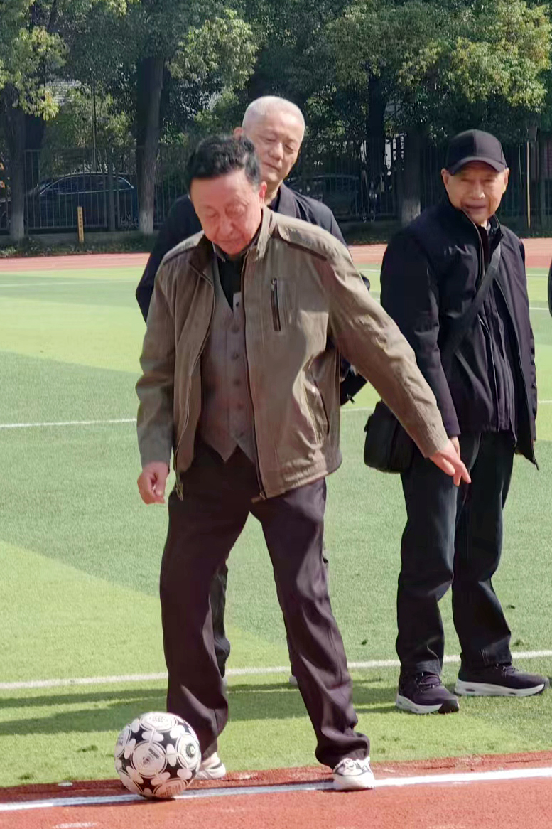 dbbd13fa5ecc449baf2df98d4383299f.jpg dbbd13fa5ecc449baf2df98d4383299f.jpg