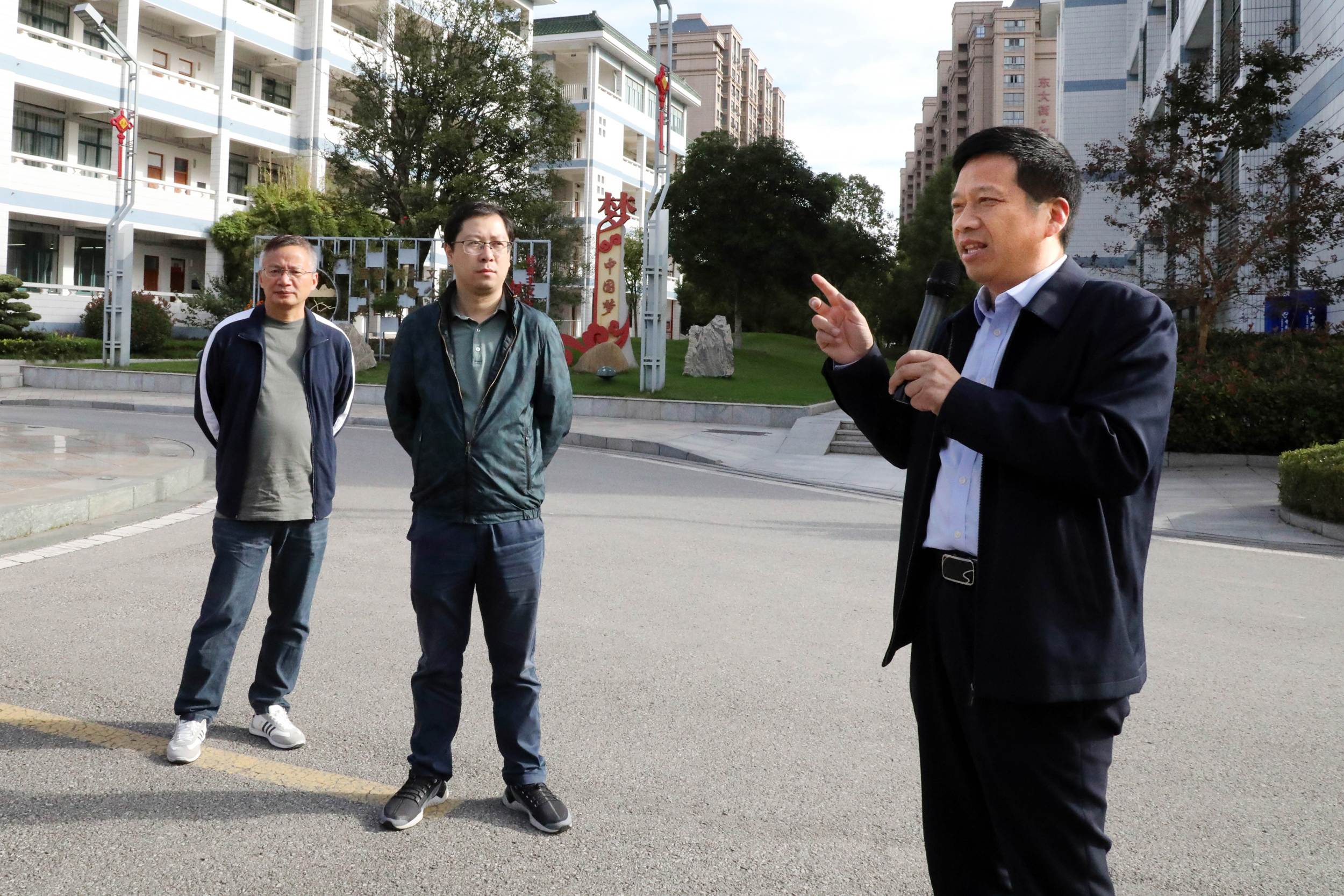 de71d3189bbd4d858c77f0917abf0c86.jpg de71d3189bbd4d858c77f0917abf0c86.jpg