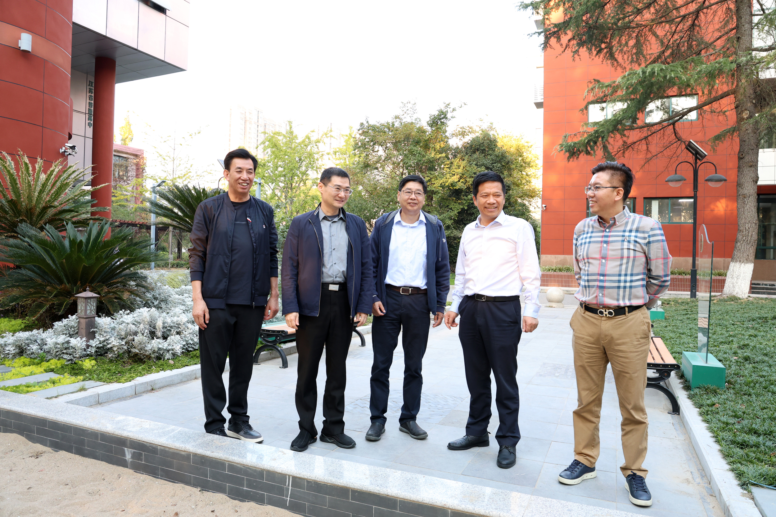 92806d7d791e4197963515b53053188c.jpg 92806d7d791e4197963515b53053188c.jpg