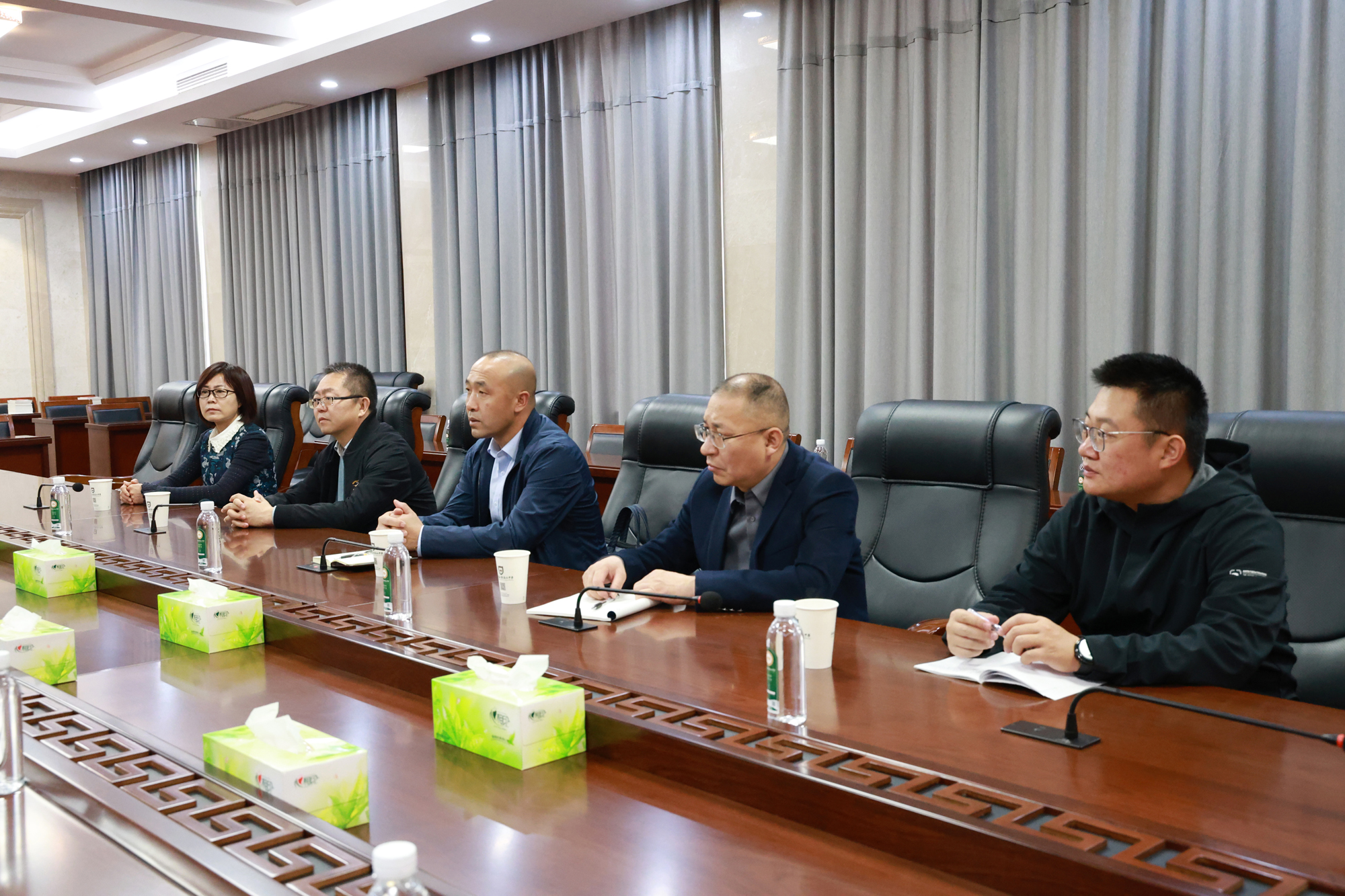 3e8b9ba774fe46d59d3e2f73342caca2.jpg 3e8b9ba774fe46d59d3e2f73342caca2.jpg