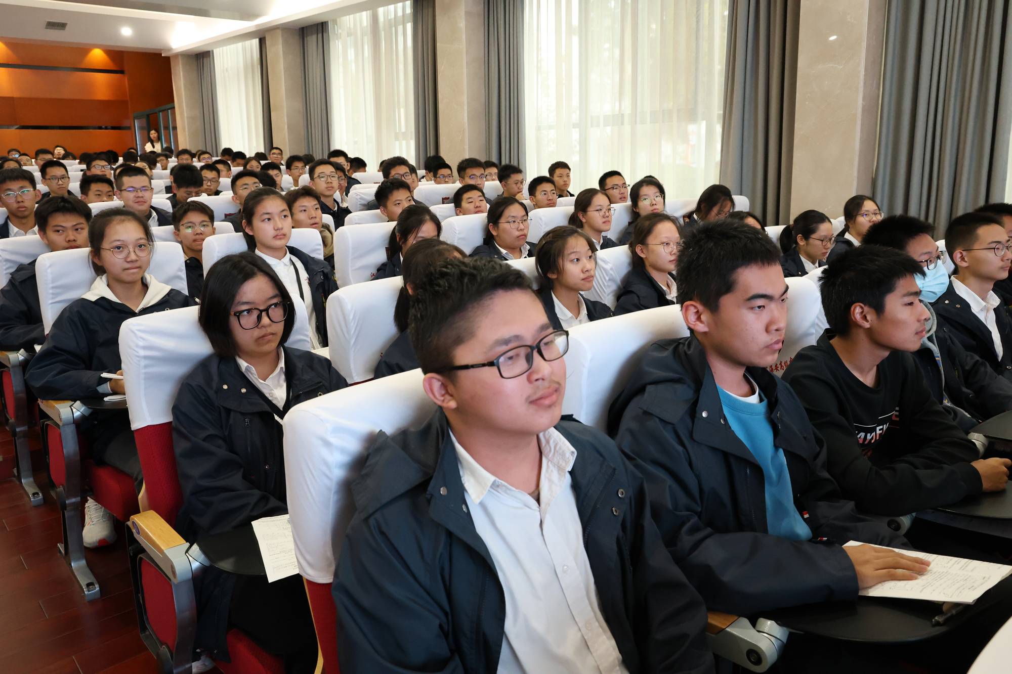 bdd4e755fea84f6bb5e0704bac331088.jpg bdd4e755fea84f6bb5e0704bac331088.jpg