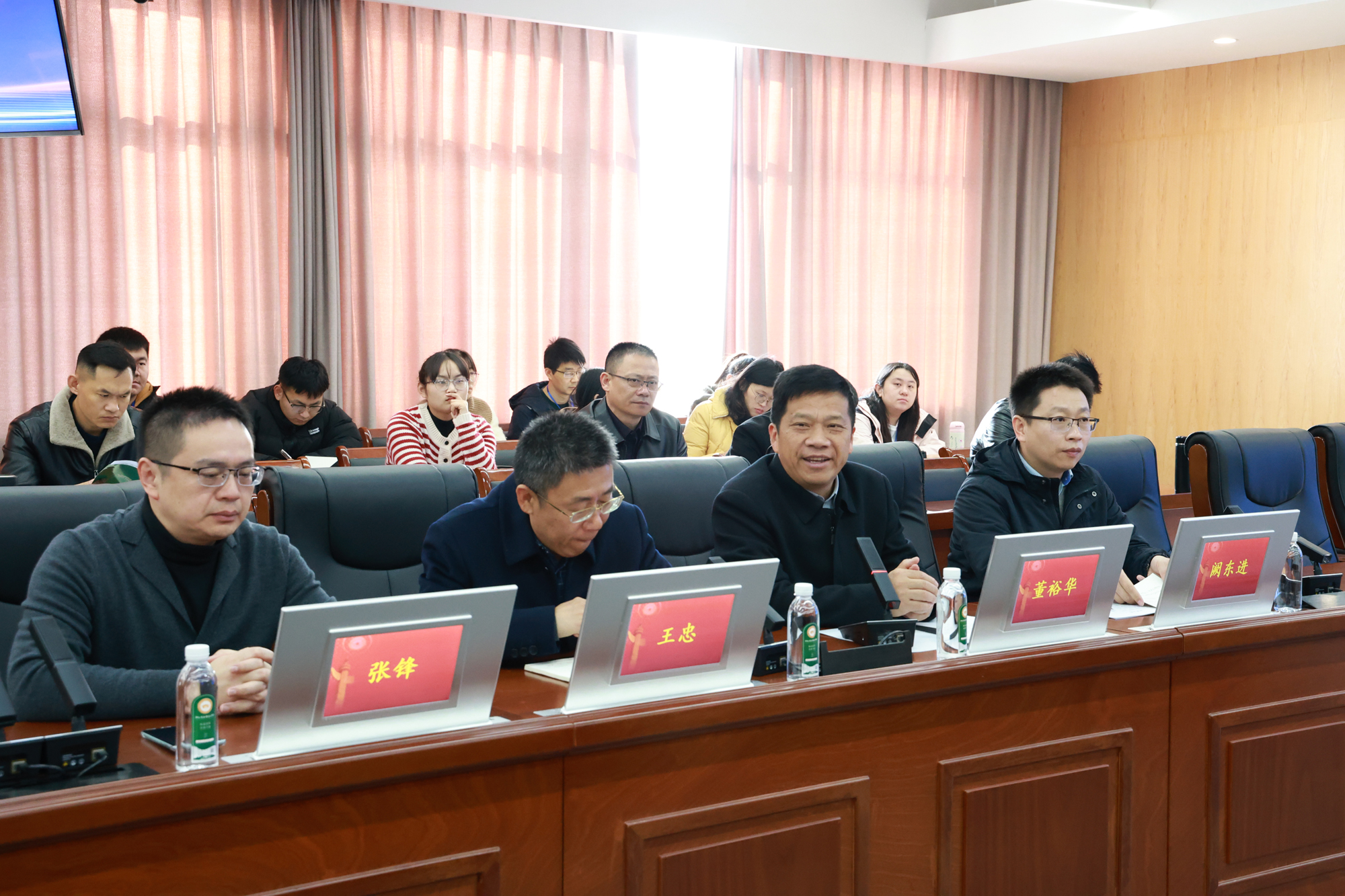 105615fd88bc4dbcb5356a364ce7a653.jpg 105615fd88bc4dbcb5356a364ce7a653.jpg