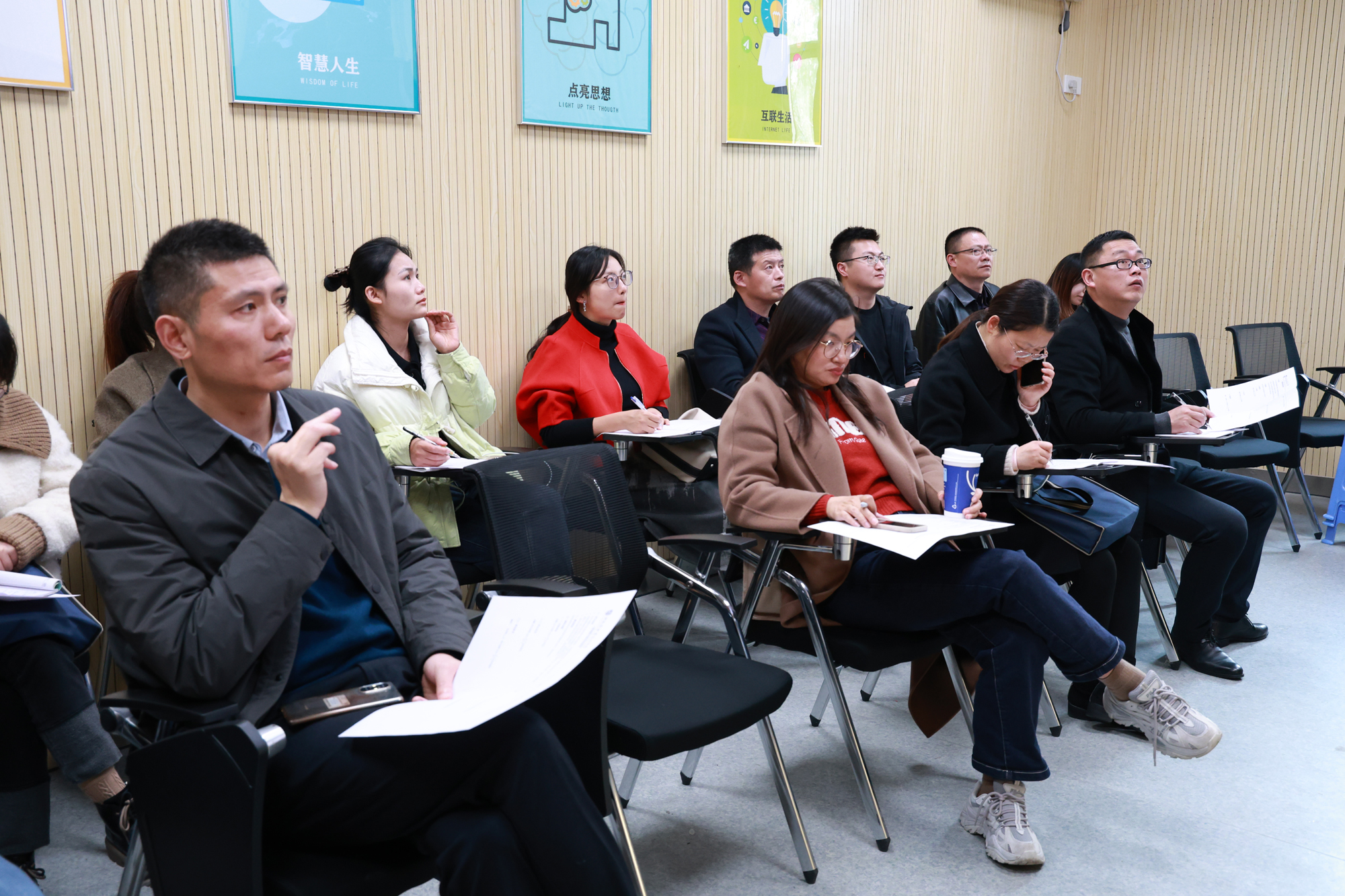 b1a66441f953477da85a3c0b27a54d28.jpg b1a66441f953477da85a3c0b27a54d28.jpg