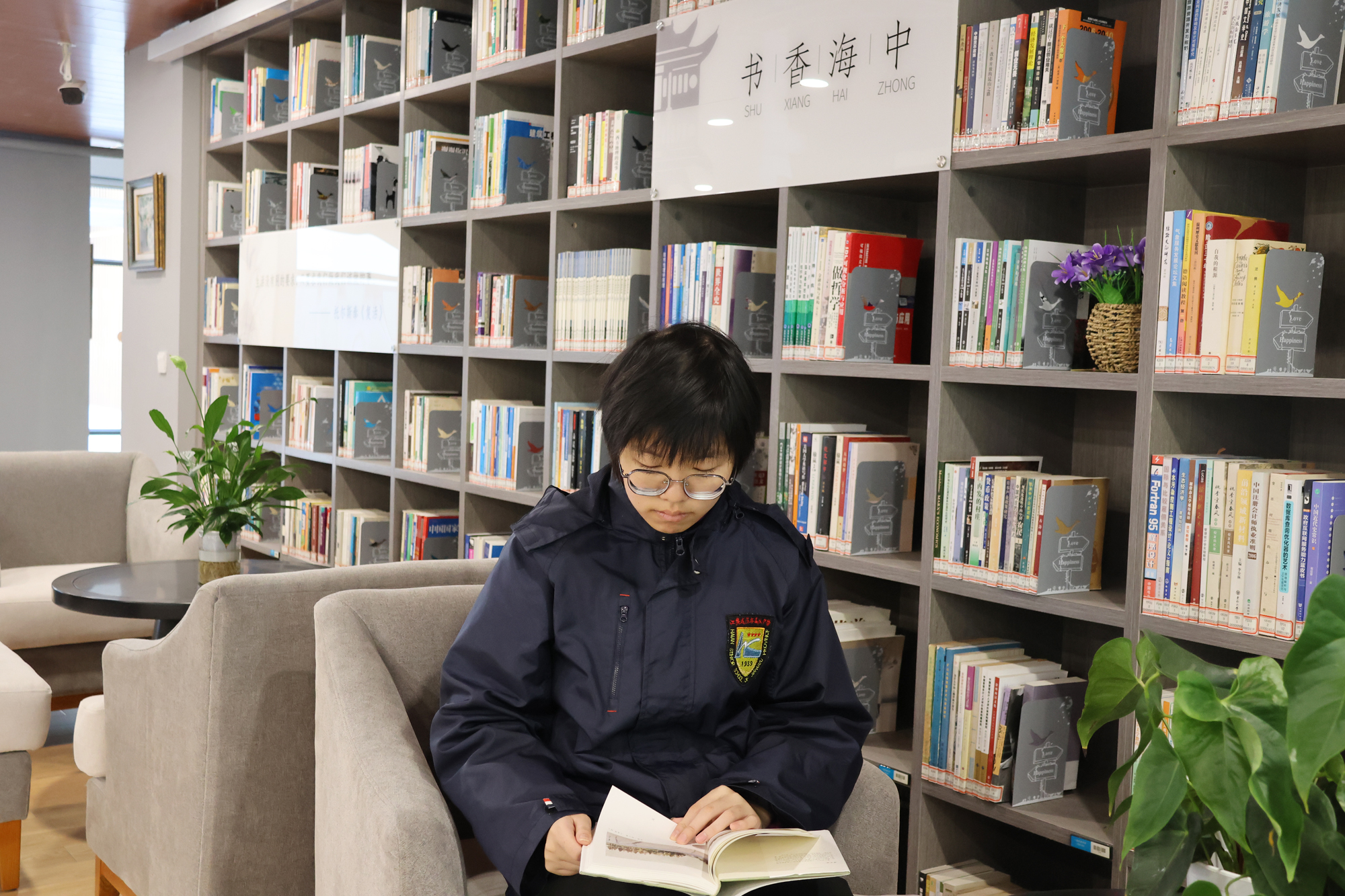 2fd7eb7ac6ab48f59f8372d8517d2620.jpg 2fd7eb7ac6ab48f59f8372d8517d2620.jpg