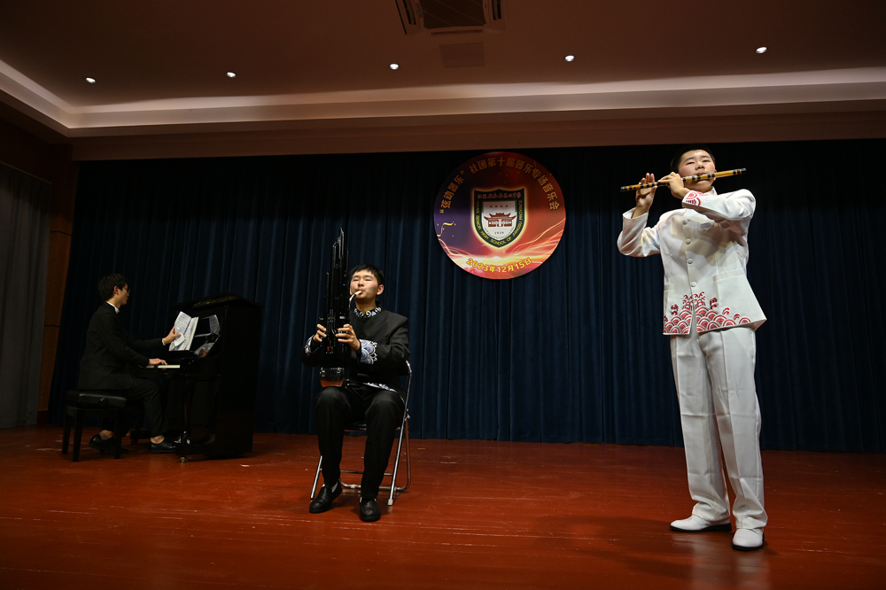 8b796723eb7649fa85d2e3cfebb8fb22.jpg 8b796723eb7649fa85d2e3cfebb8fb22.jpg