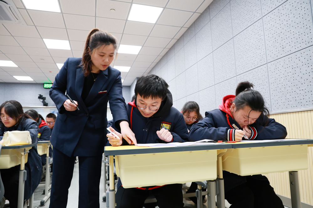 39ee3b75247d4723bf9c57828cf173ab.jpg 39ee3b75247d4723bf9c57828cf173ab.jpg