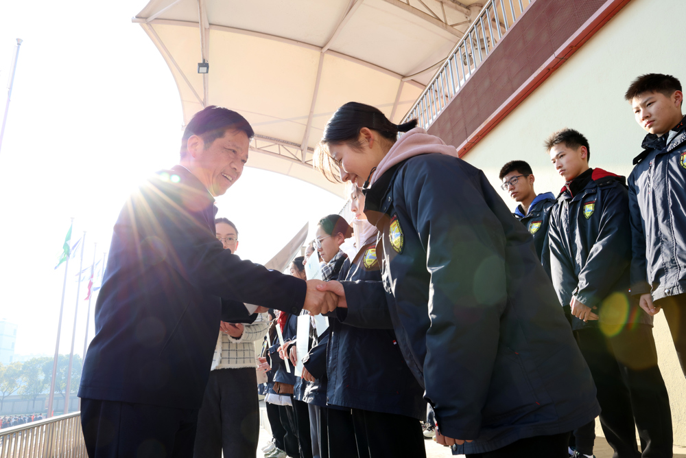 c84d356841664aef9f19b87ce85691d4.jpg c84d356841664aef9f19b87ce85691d4.jpg