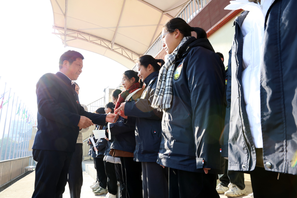 ea6ed9625bec45bf91f89dea03defbc5.jpg ea6ed9625bec45bf91f89dea03defbc5.jpg