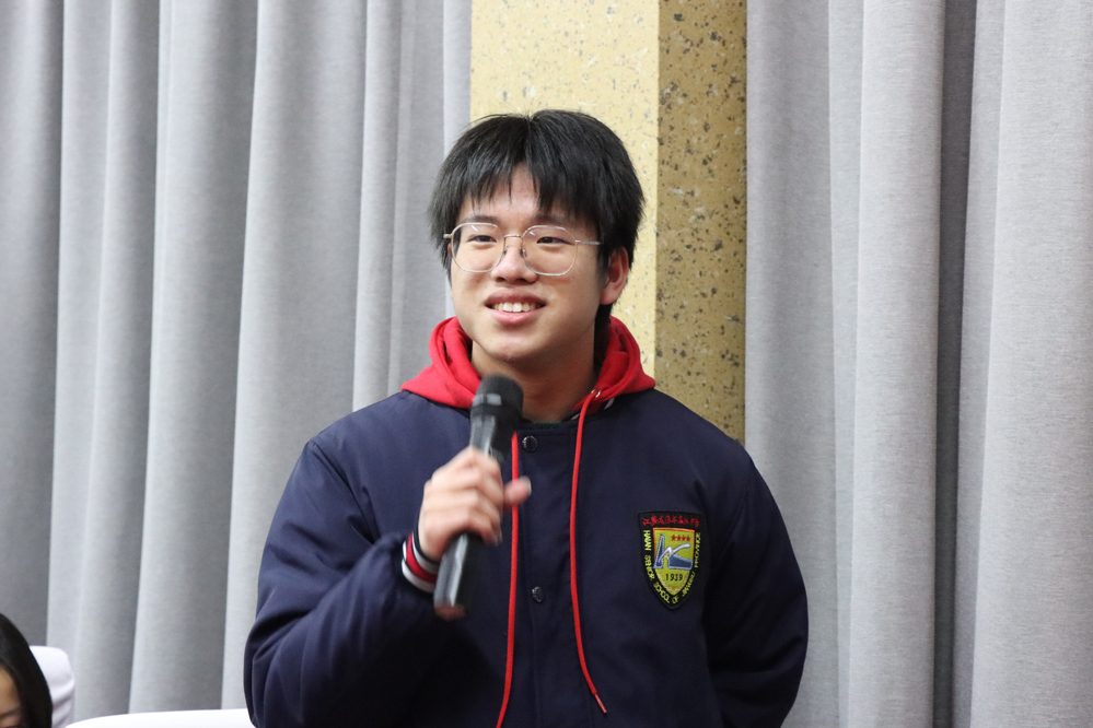 3ec5c7b59273449297f11186a3940138.jpg 3ec5c7b59273449297f11186a3940138.jpg