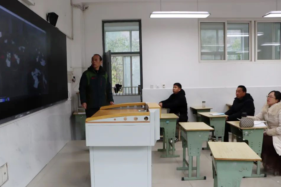 9cb495f85c1b40908d1a325220704f52.jpg 9cb495f85c1b40908d1a325220704f52.jpg