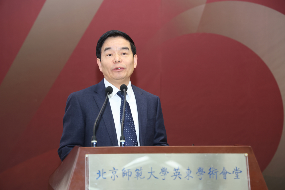 d7ecf15824964a218f7c2b9842f97525.jpg d7ecf15824964a218f7c2b9842f97525.jpg