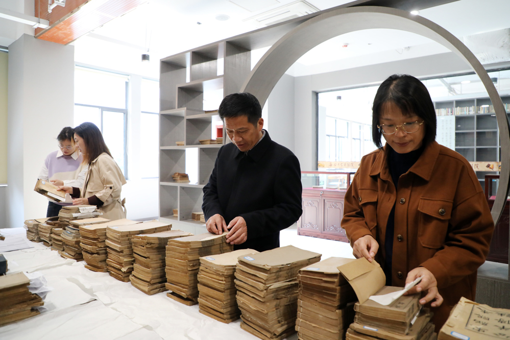 7f49d287976447f58020e84ce80ac74c.jpg 7f49d287976447f58020e84ce80ac74c.jpg