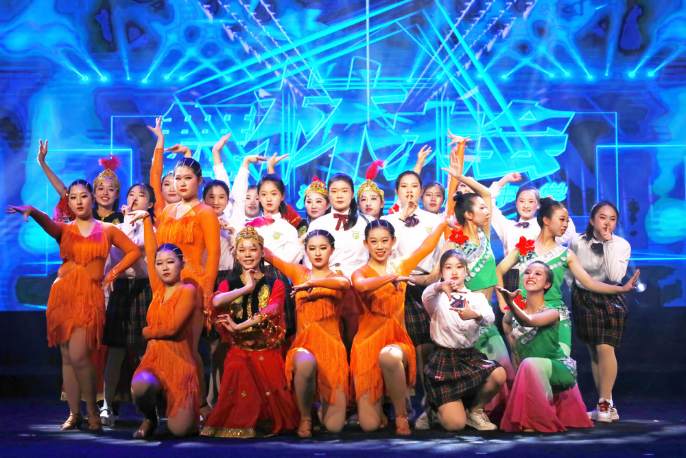 956b2fa9e7214b669168f79571375ee6.jpg 956b2fa9e7214b669168f79571375ee6.jpg