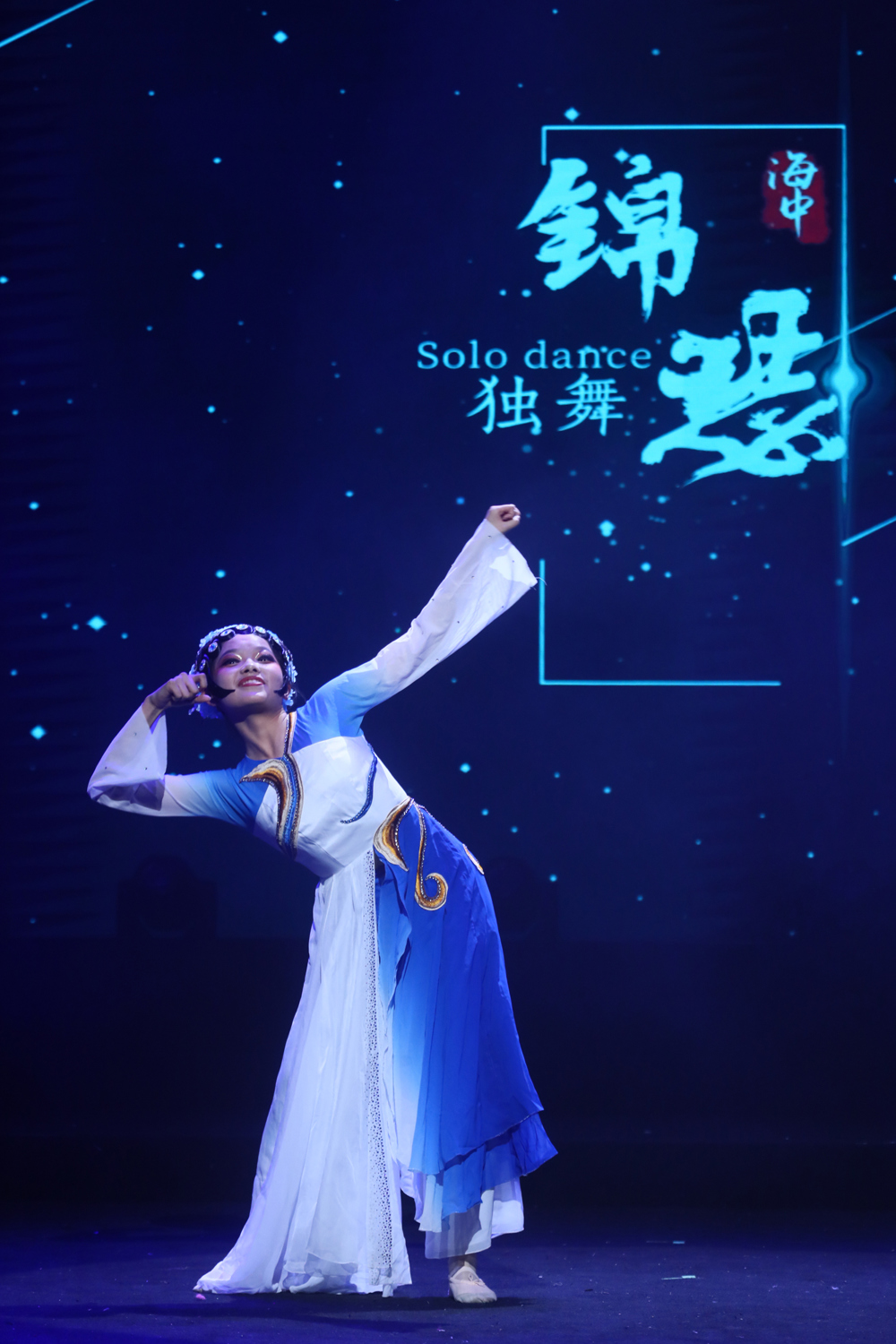 b0df85b5d6e14211a958f495bea43a33.jpg b0df85b5d6e14211a958f495bea43a33.jpg