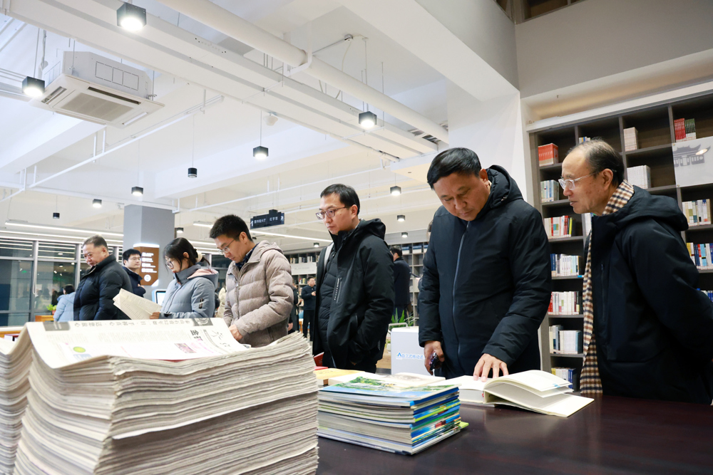 477b0b1652b245bcae07d33a42c61f37.jpg 477b0b1652b245bcae07d33a42c61f37.jpg