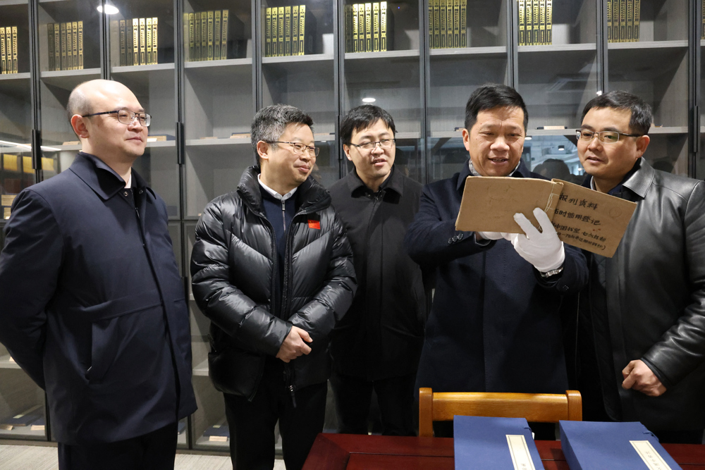 daf09b633e414209b24d585ceab8683c.jpg daf09b633e414209b24d585ceab8683c.jpg