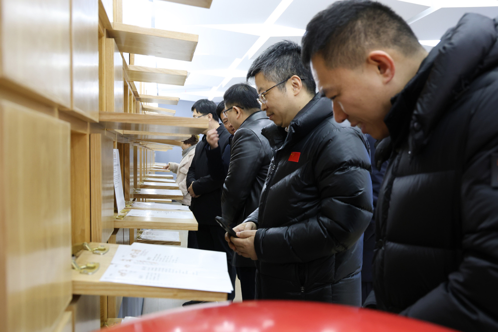 fbc0b8d8930b428480a0faf5201c51cd.jpg fbc0b8d8930b428480a0faf5201c51cd.jpg