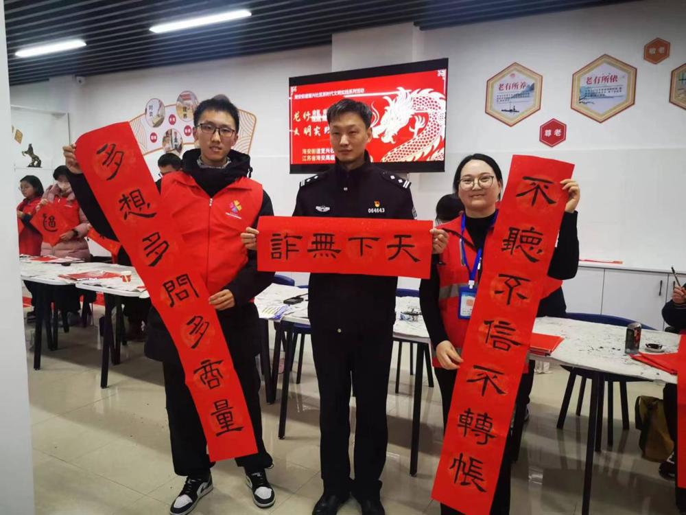 220e6458668042fabf93ae6a5568d9e0.jpg 220e6458668042fabf93ae6a5568d9e0.jpg