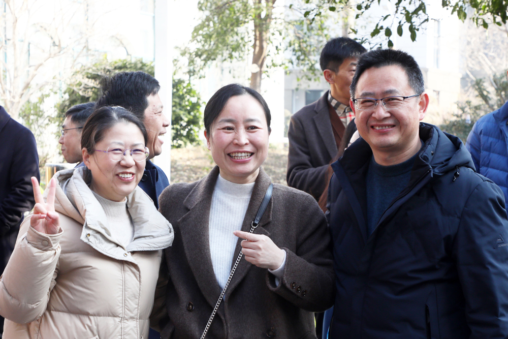 158ed235643f4019a0ad090492402901.jpg 158ed235643f4019a0ad090492402901.jpg