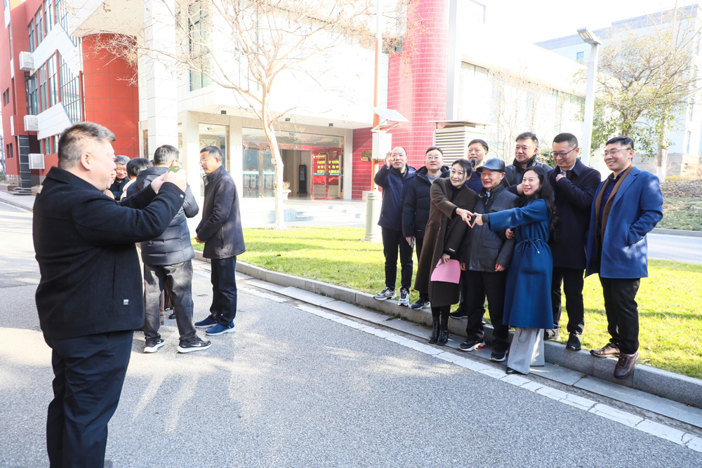 87e2451d97374e66826fa97a77d393e2.jpg 87e2451d97374e66826fa97a77d393e2.jpg