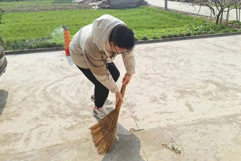 02fd2cddeb784c99ad9151be130e5471.jpg 02fd2cddeb784c99ad9151be130e5471.jpg