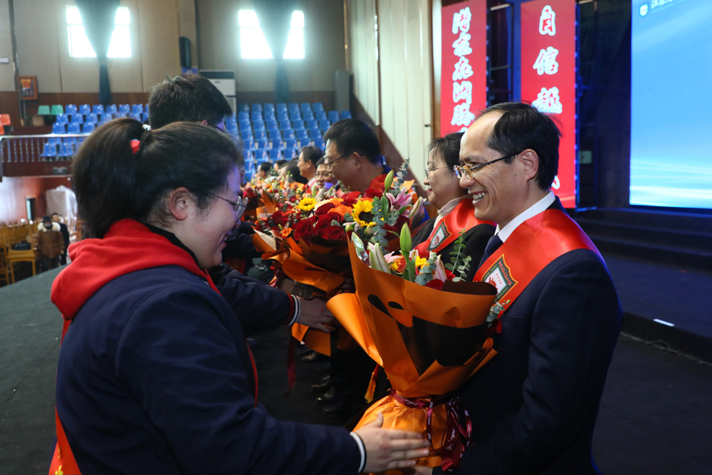 915b746519294269a312707c8fef2993.jpg 915b746519294269a312707c8fef2993.jpg