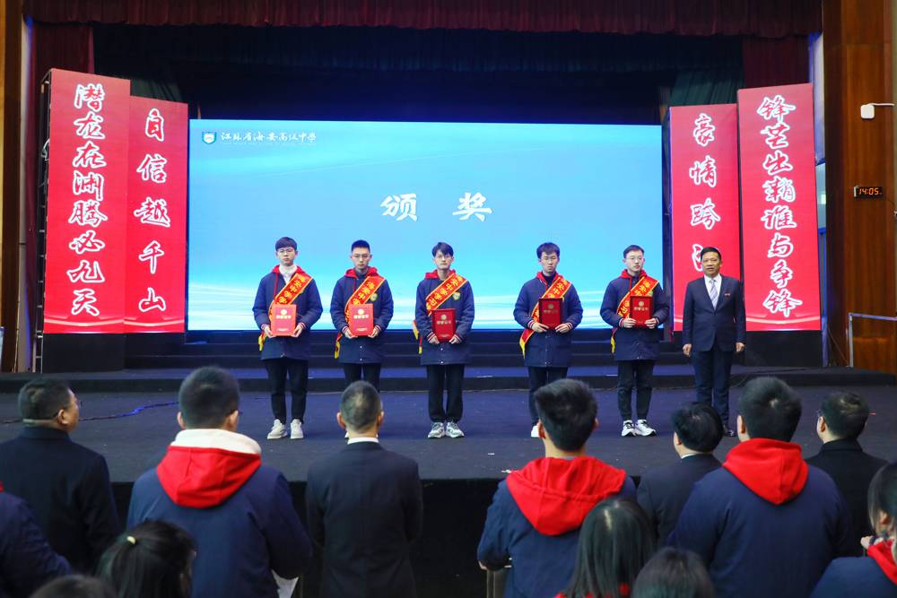 bec3866ec765422a91224e2ba15eeeac.jpg bec3866ec765422a91224e2ba15eeeac.jpg