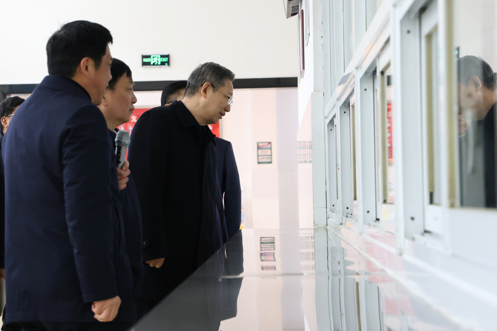 8c3eb028817043de97bee25eb8f61aea.jpg 8c3eb028817043de97bee25eb8f61aea.jpg