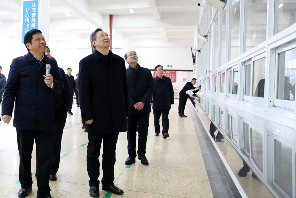 de9c224b0c36431baa22abe066df26bf.jpg de9c224b0c36431baa22abe066df26bf.jpg