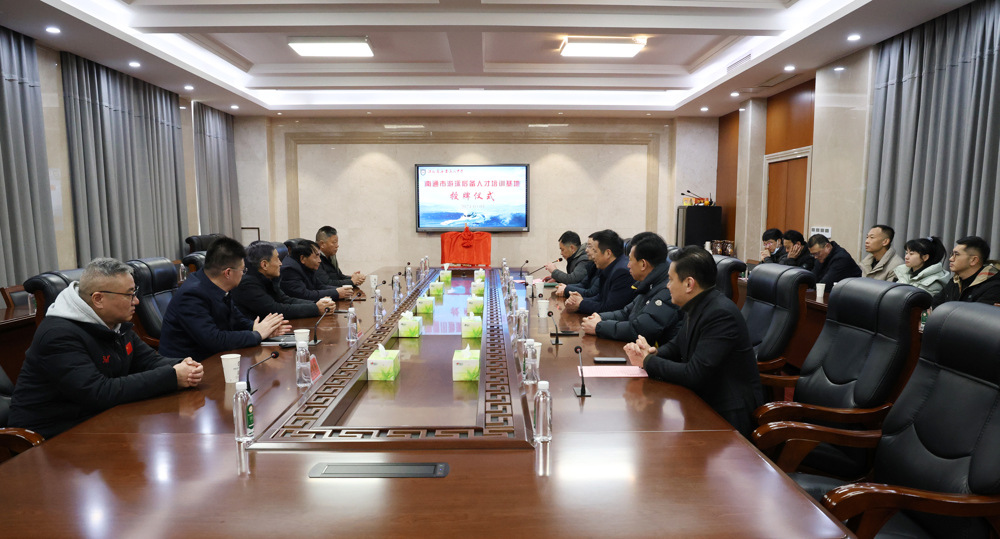 3e9918c90aeb455c9ffaa0d8b995ae57.jpg 3e9918c90aeb455c9ffaa0d8b995ae57.jpg