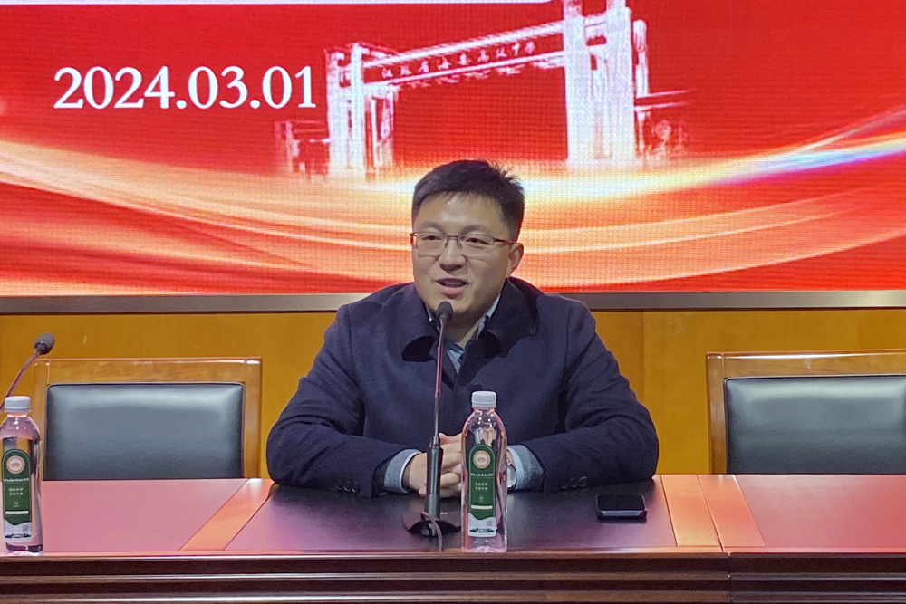 b52107f1b87c4e6d835f520f7551ec57.jpg b52107f1b87c4e6d835f520f7551ec57.jpg