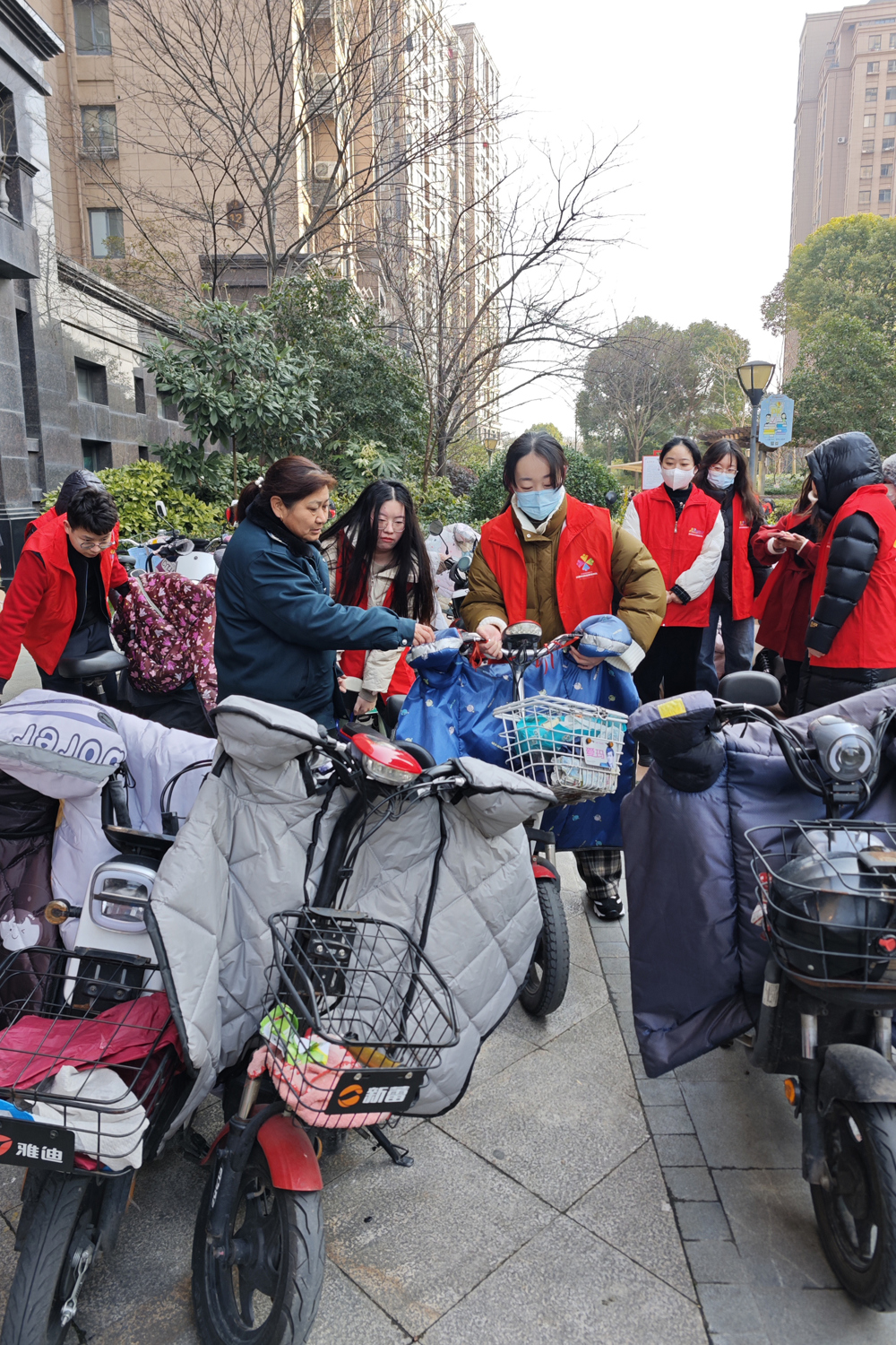 695d46949da74d8e8b9610f0fecf345d.jpg 695d46949da74d8e8b9610f0fecf345d.jpg