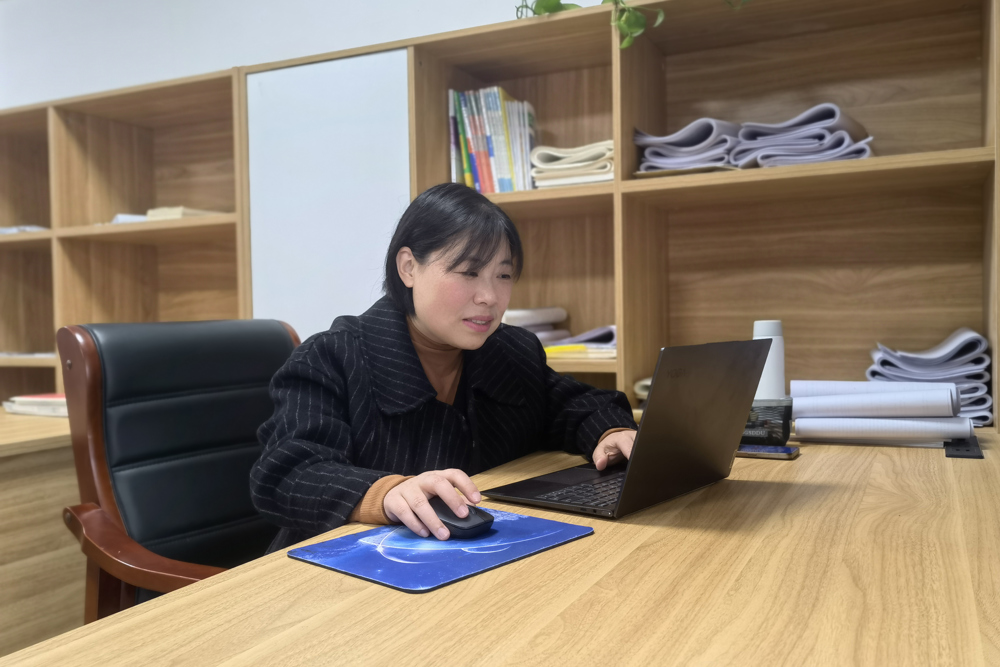 98911bd1456d4baeb142e2f0a6bf89fc.jpg 98911bd1456d4baeb142e2f0a6bf89fc.jpg