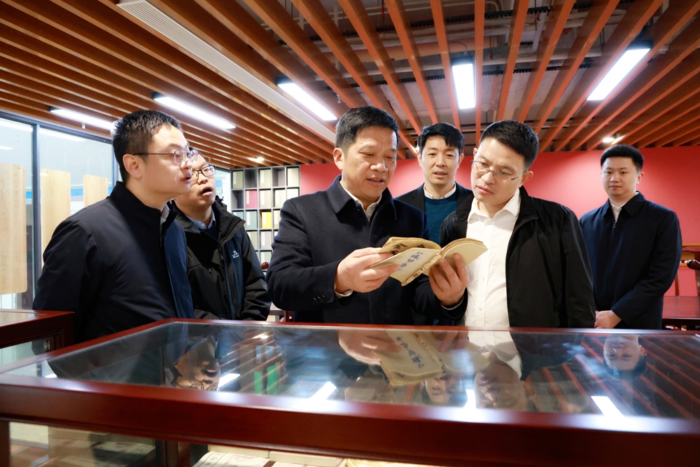 01d2d24c38454de78ba220d44d0059be.jpg 01d2d24c38454de78ba220d44d0059be.jpg