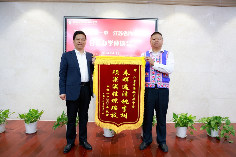 e37eb77b9b9e41648f22e01183b7bf19.jpg e37eb77b9b9e41648f22e01183b7bf19.jpg