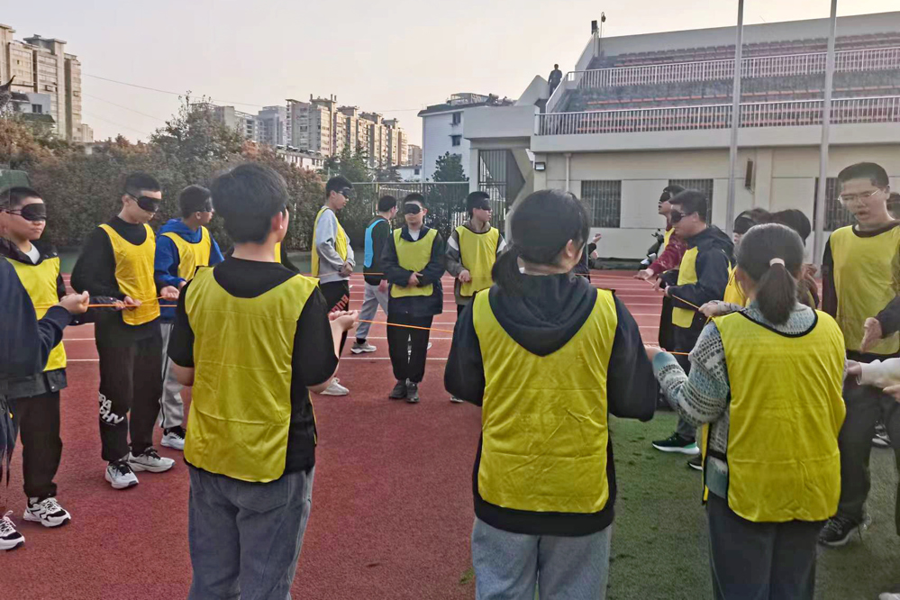 c6f4e59972354377ac908ba9be352a74.jpg c6f4e59972354377ac908ba9be352a74.jpg